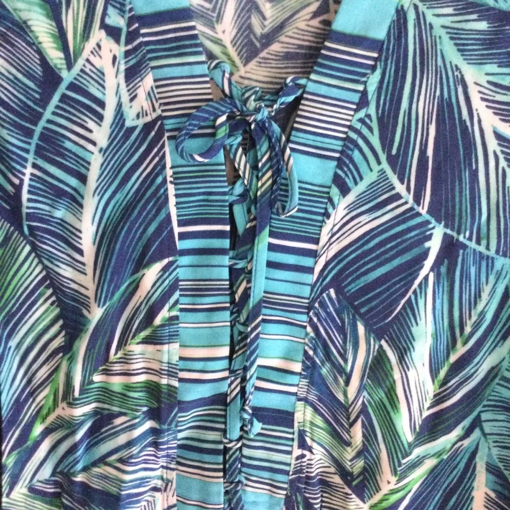 LA BLANCA NWT Sketched Leaves Long Sleeve Tunic Swim Cover-Up Medium